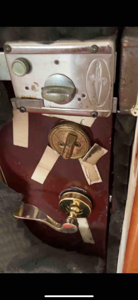 門片維修案件圖片