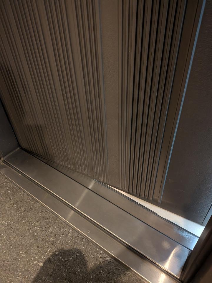 門片維修案件圖片