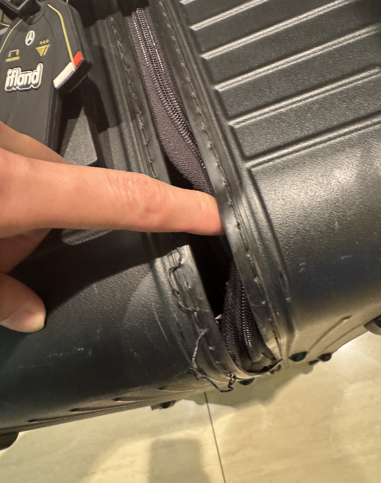 行李箱維修案件圖片