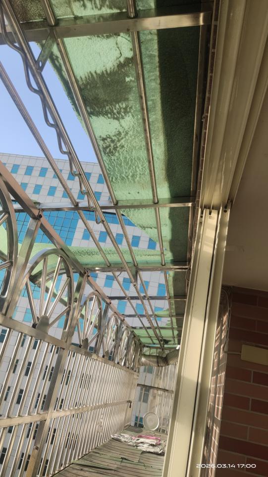 採光罩案件圖片