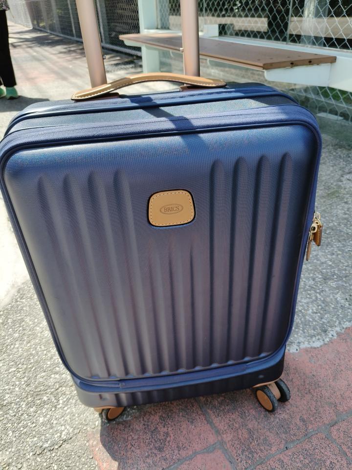 行李箱維修案件圖片