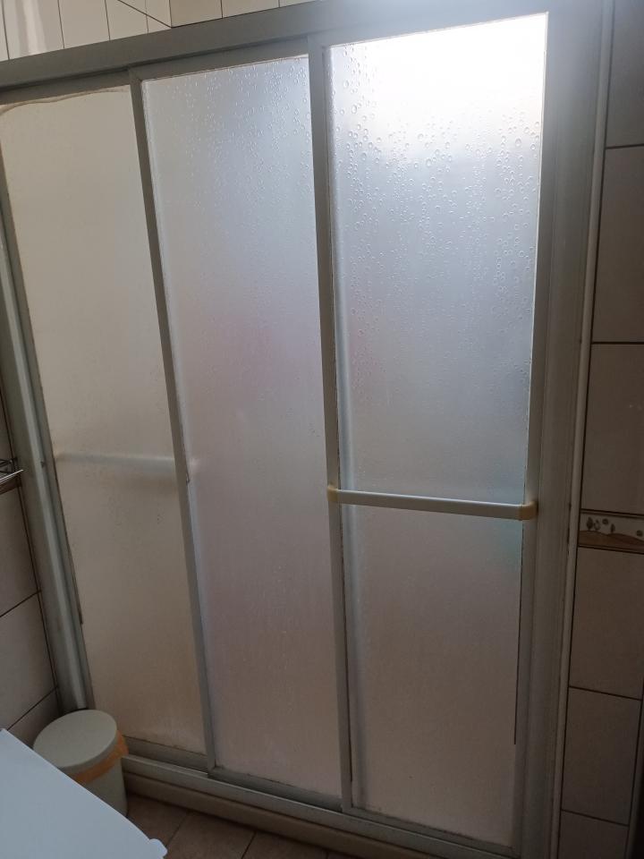 淋浴拉門安裝維修案件圖片