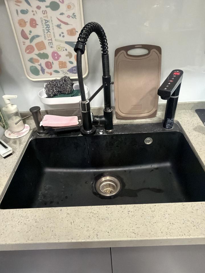 廚房水槽更換案件圖片