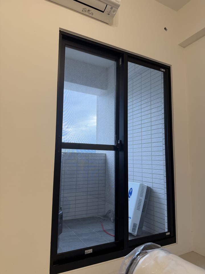 窗簾安裝維修案件圖片