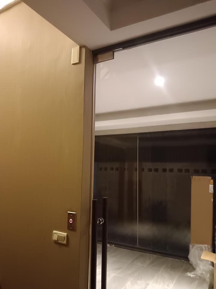 玻璃門案件圖片