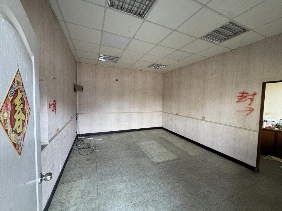 壁紙清除案件圖片