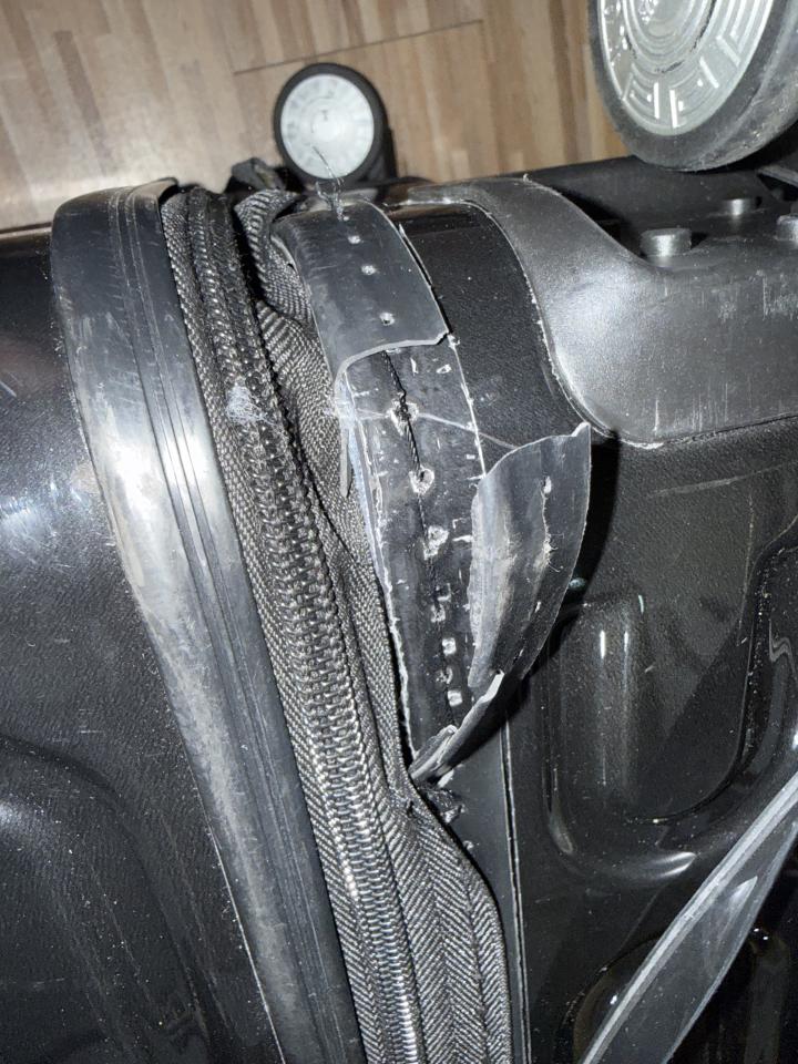 行李箱維修案件圖片