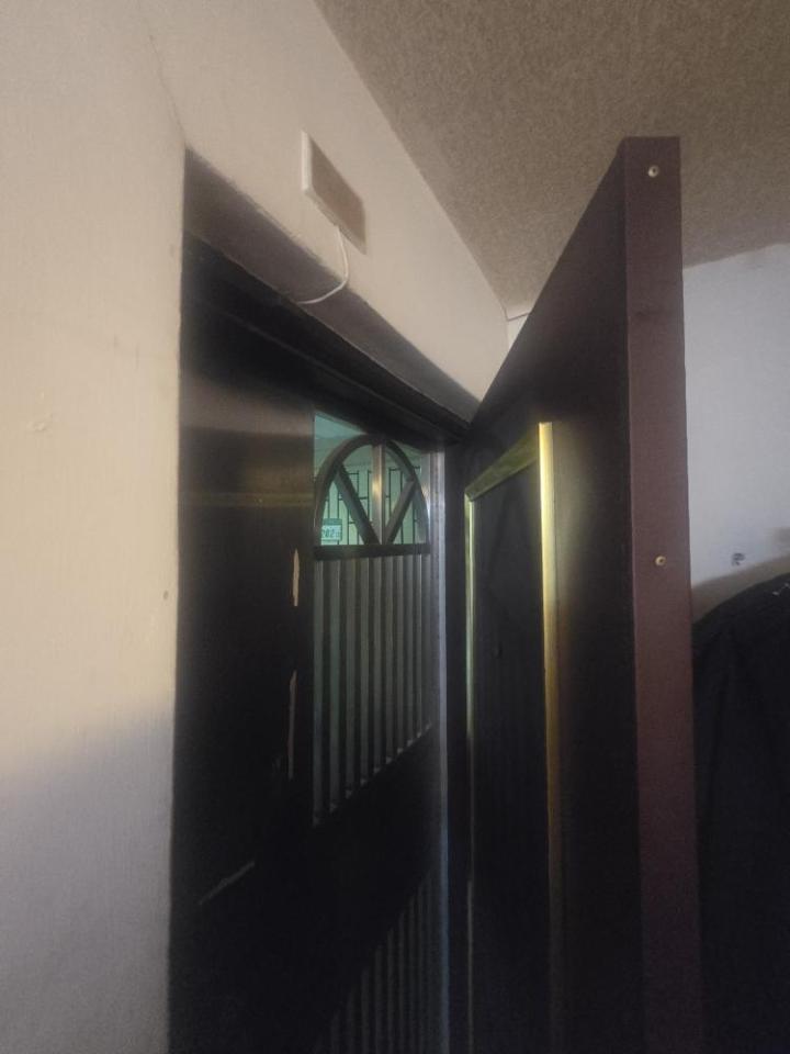 門片維修案件圖片