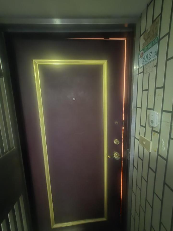 門片維修案件圖片