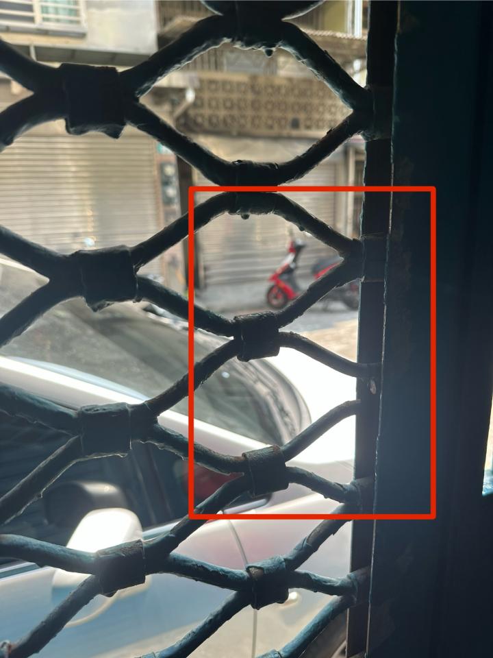 鐵捲門維修案件圖片