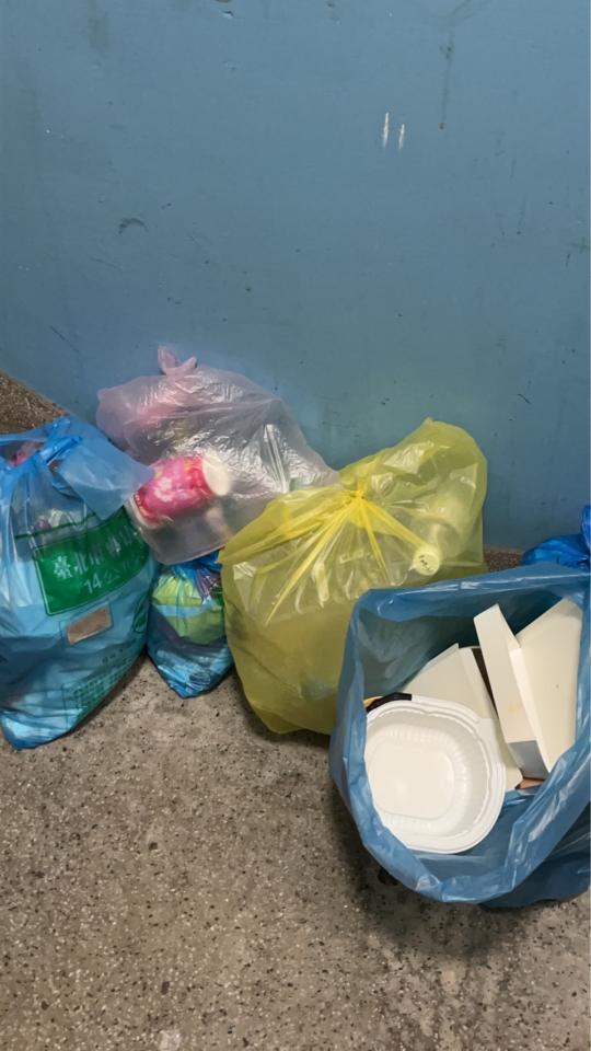 代收垃圾案件圖片