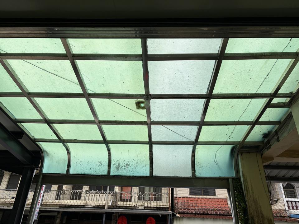 採光罩案件圖片