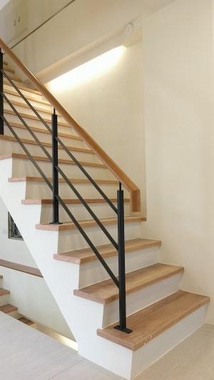 樓梯扶手案件圖片