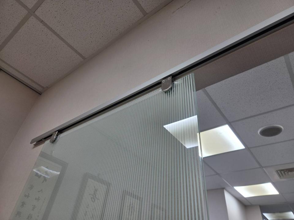 玻璃門案件圖片