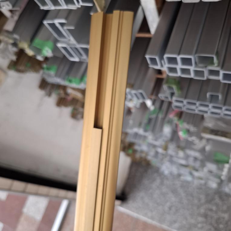 門片安裝案件圖片