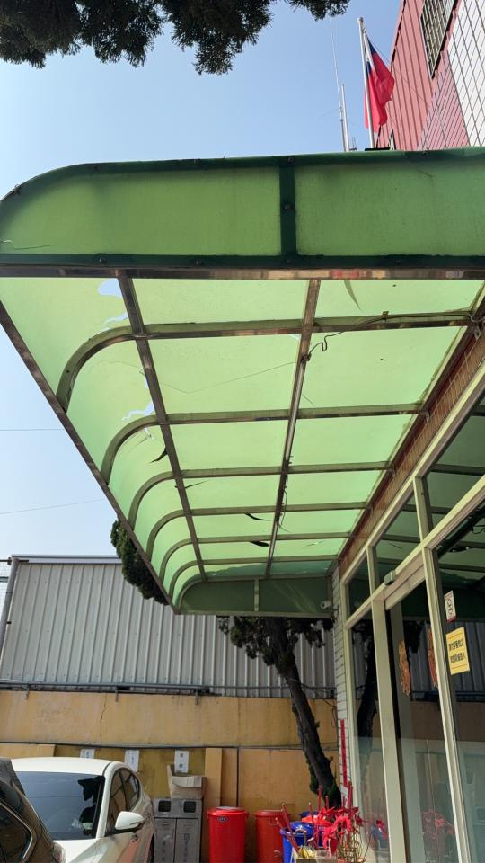 採光罩案件圖片