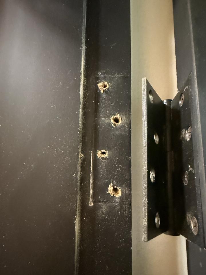 門片維修案件圖片