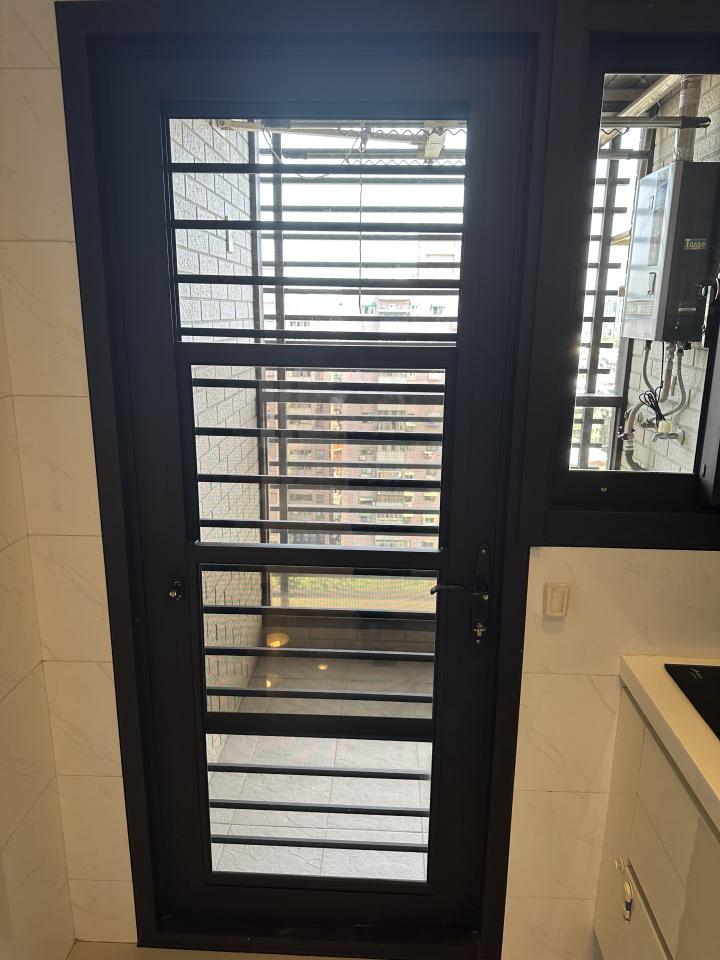 窗戶維修案件圖片