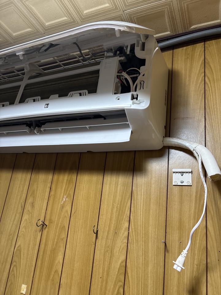 冷氣排水器安裝案件圖片