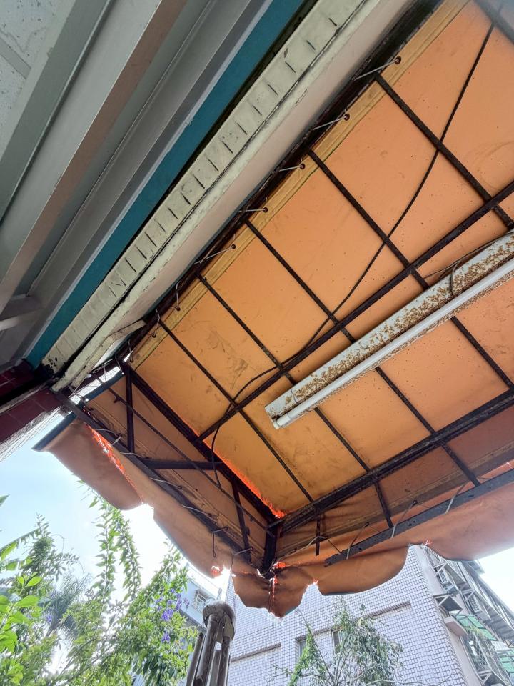 遮雨棚安裝案件圖片