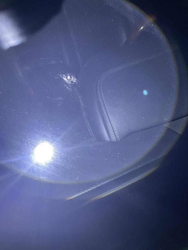 汽車玻璃修補案件圖片