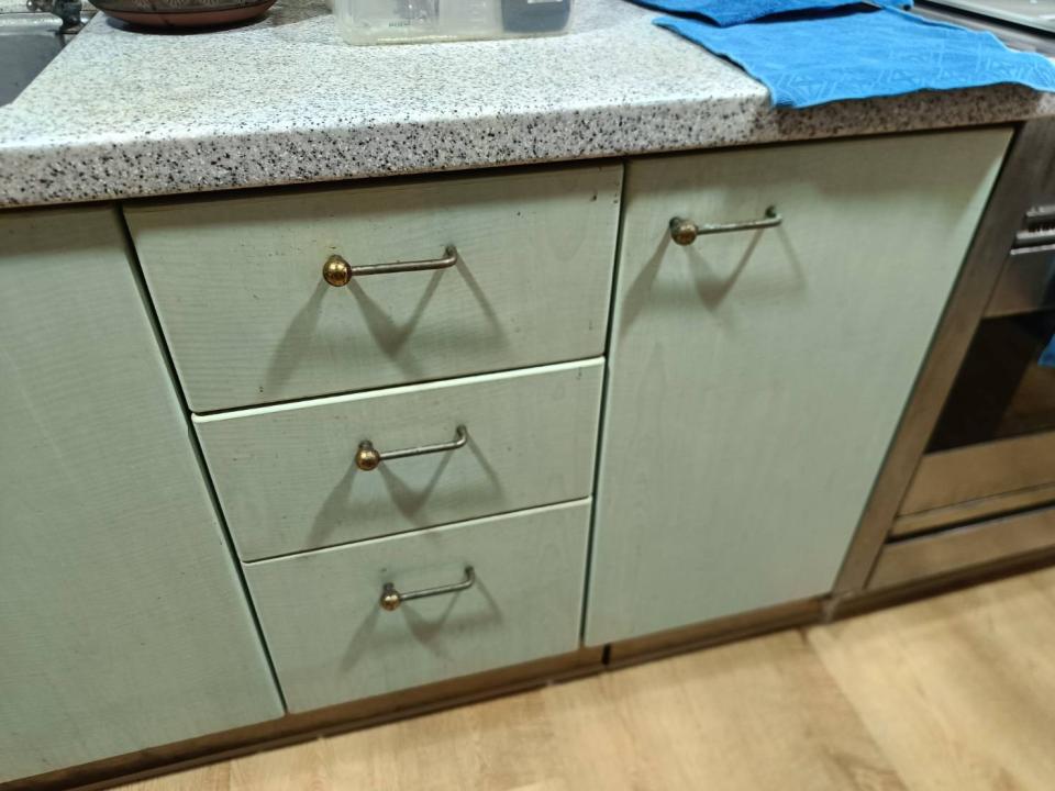 櫥櫃門片更換案件圖片