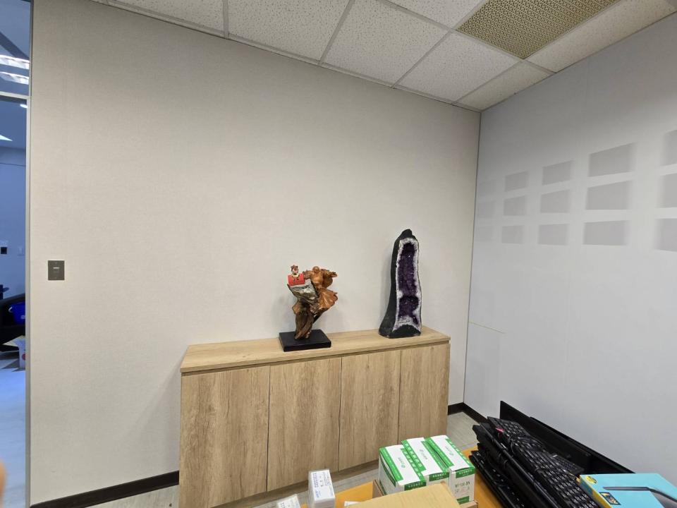 電視壁掛架安裝案件圖片