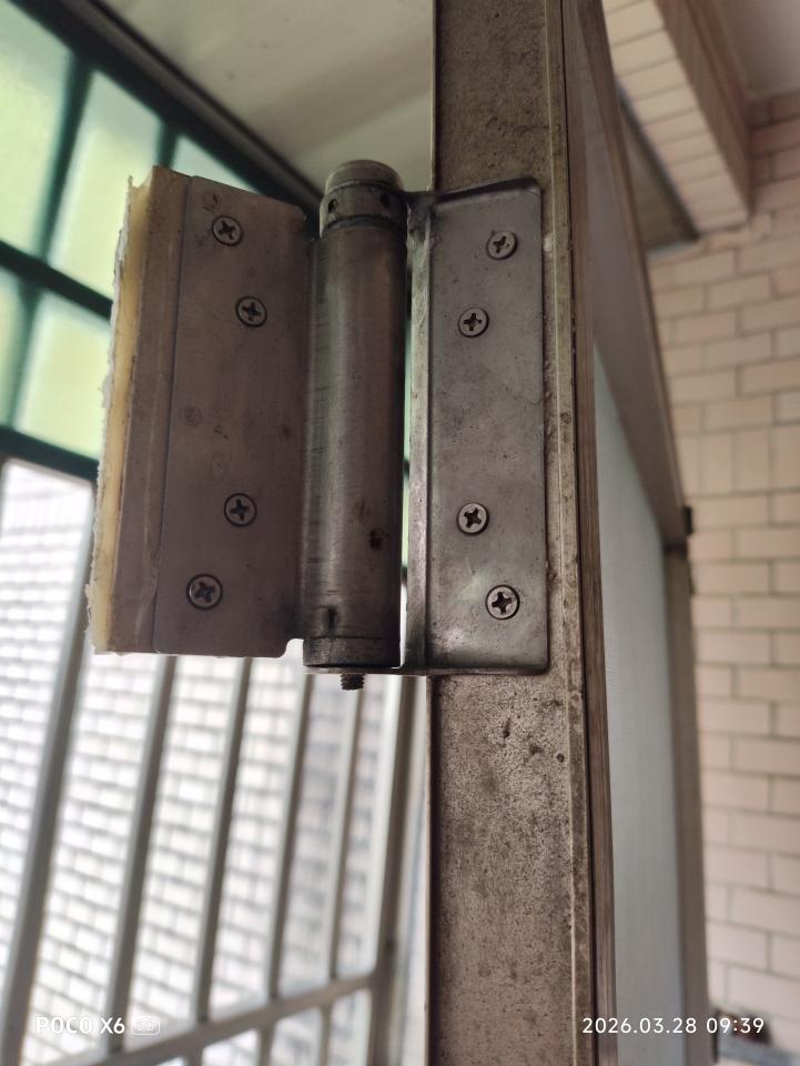 門片維修案件圖片