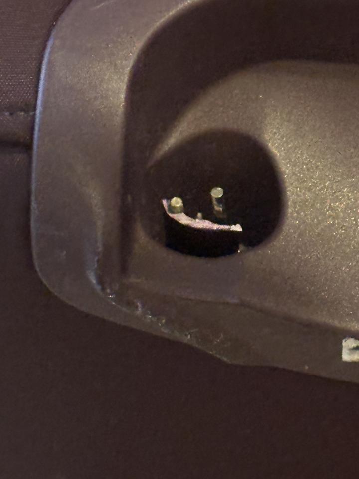 行李箱維修案件圖片