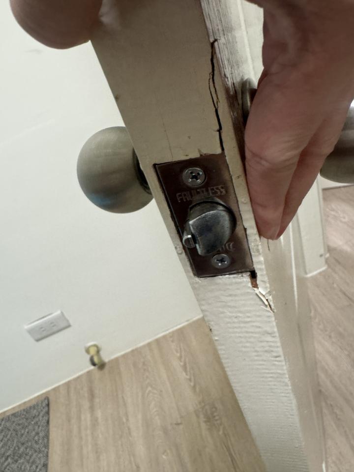 門片維修案件圖片