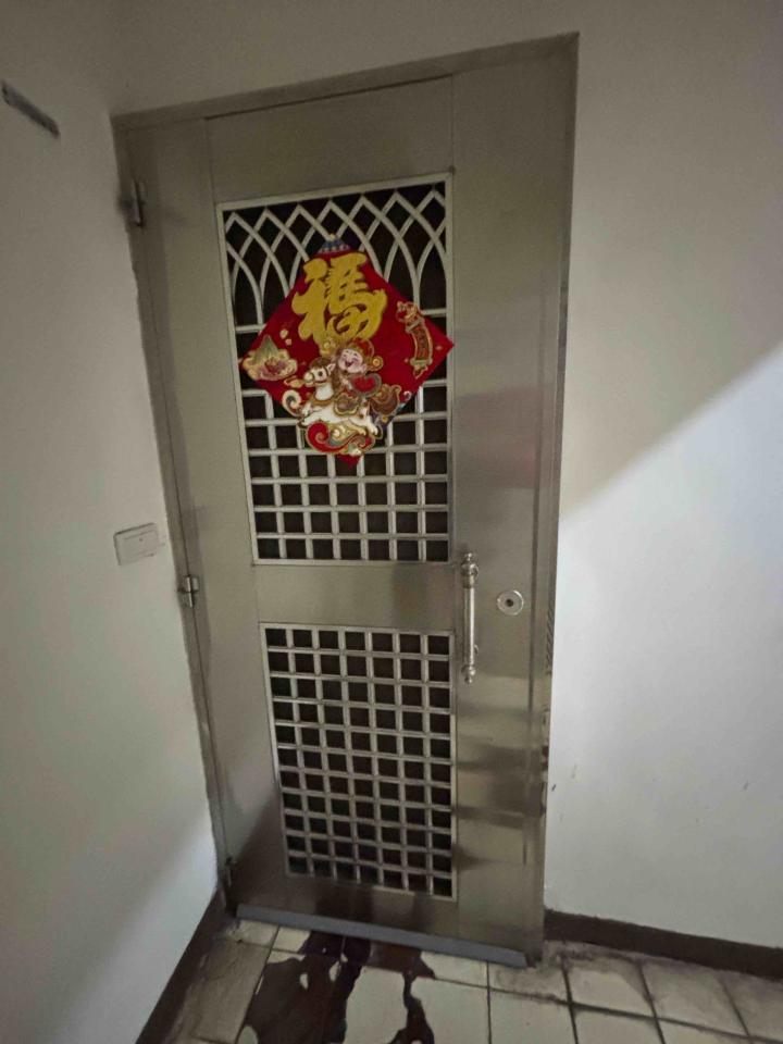 門片安裝案件圖片