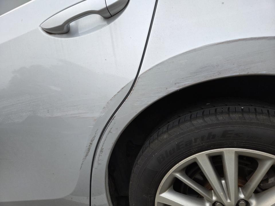 汽車板金烤漆案件圖片