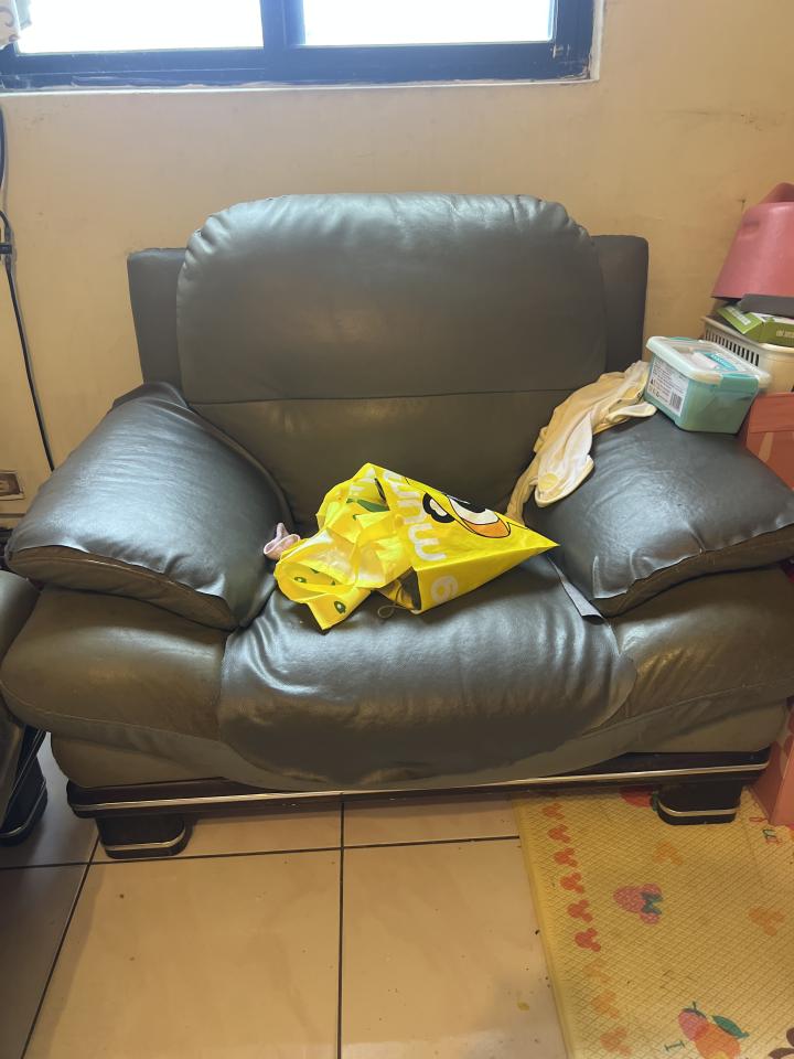 沙發修理案件圖片