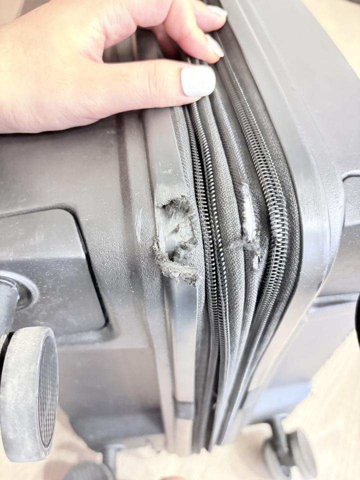 行李箱維修案件圖片