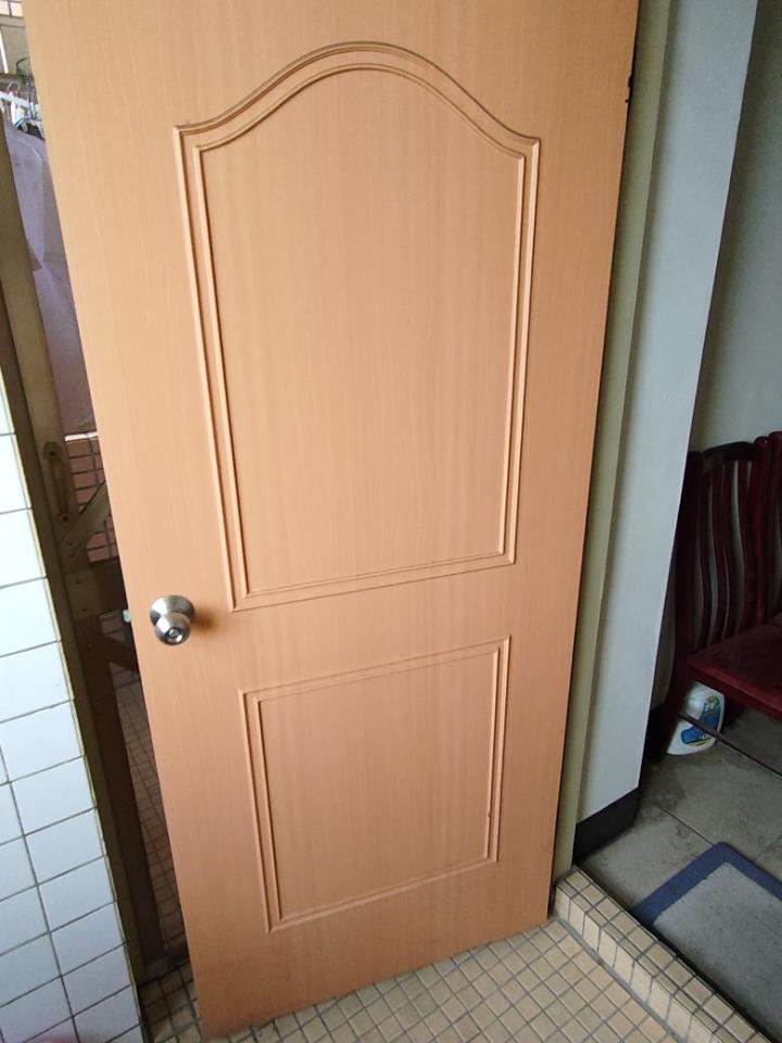 門片安裝案件圖片