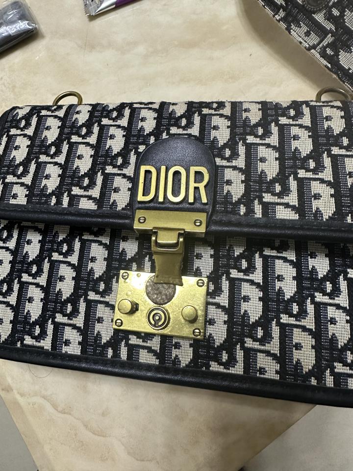 修鞋修包案件圖片