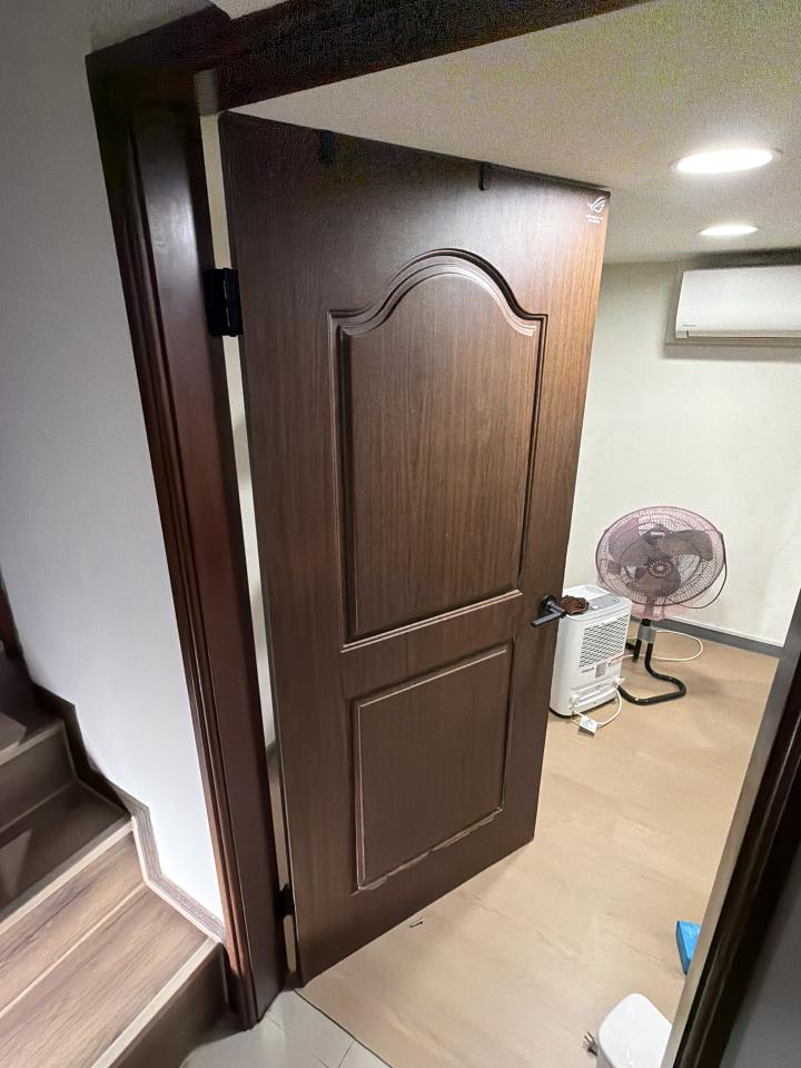 門片安裝案件圖片