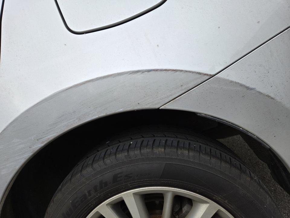 汽車板金烤漆案件圖片