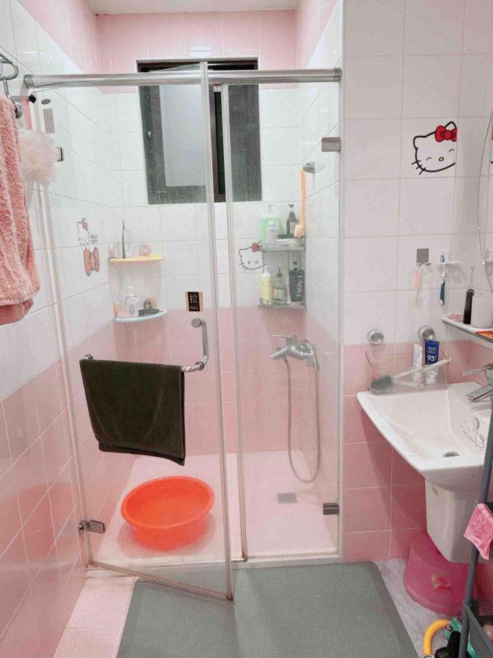 淋浴拉門安裝維修案件圖片