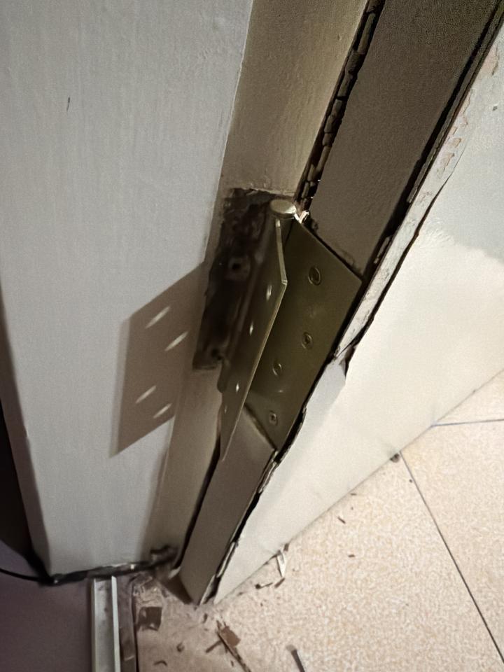 門片維修案件圖片