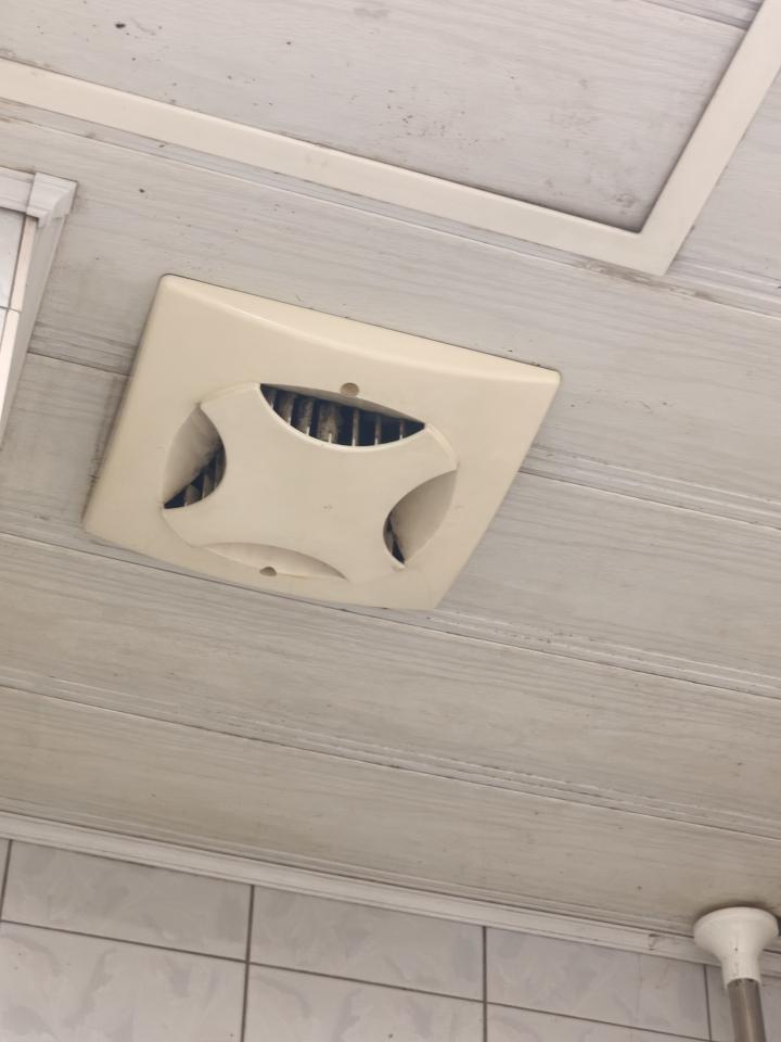 浴室抽風機安裝案件圖片