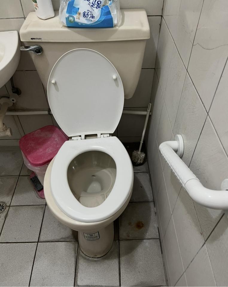 馬桶裝修案件圖片