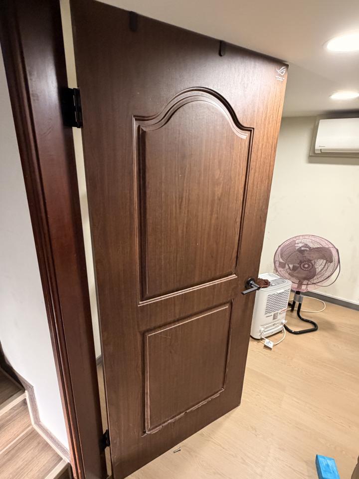 門片安裝案件圖片