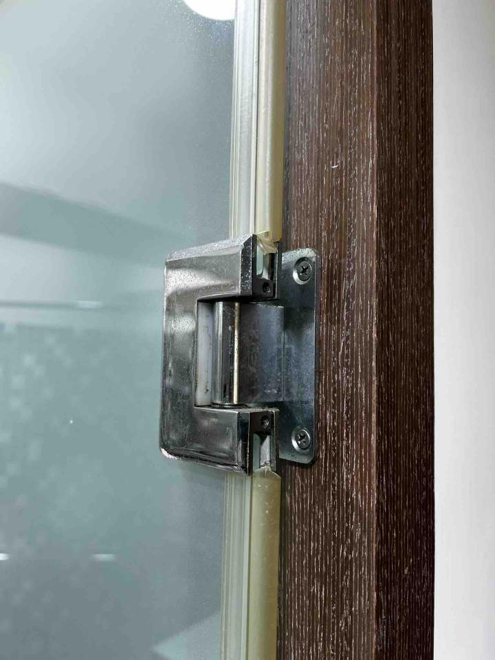 門片維修案件圖片