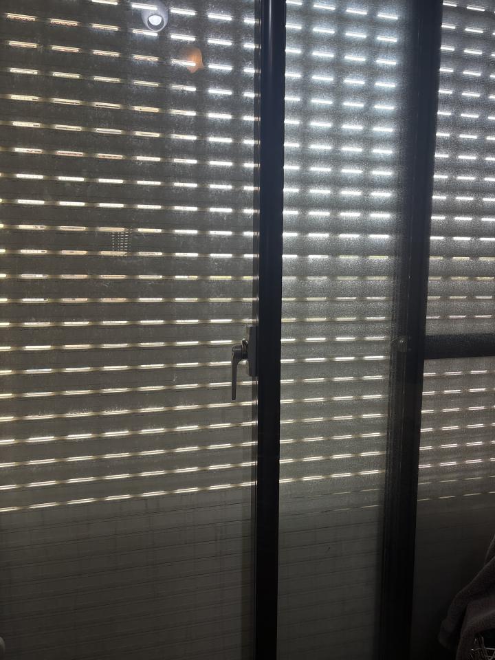 鐵捲門維修案件圖片