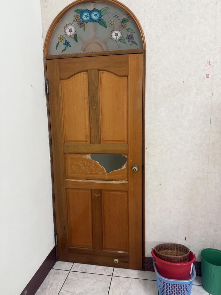 門片安裝案件圖片