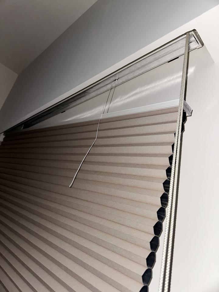 窗簾安裝維修案件圖片