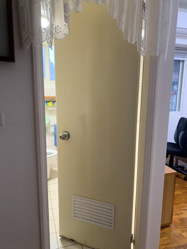 浴室門案件圖片