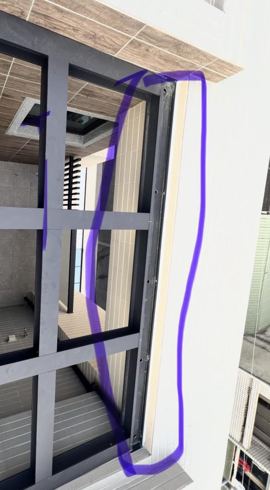 採光罩案件圖片