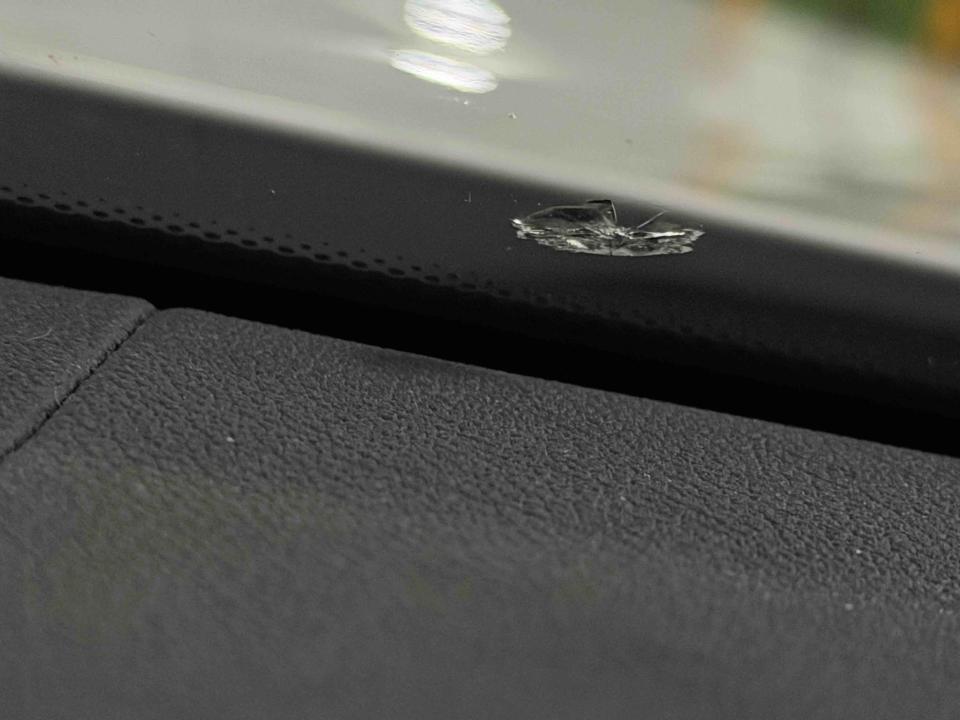 汽車玻璃修補案件圖片